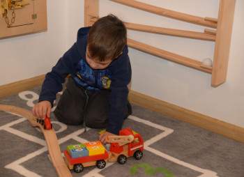 Сеть магазинов деревянных и развивающих игрушек Montessori shop